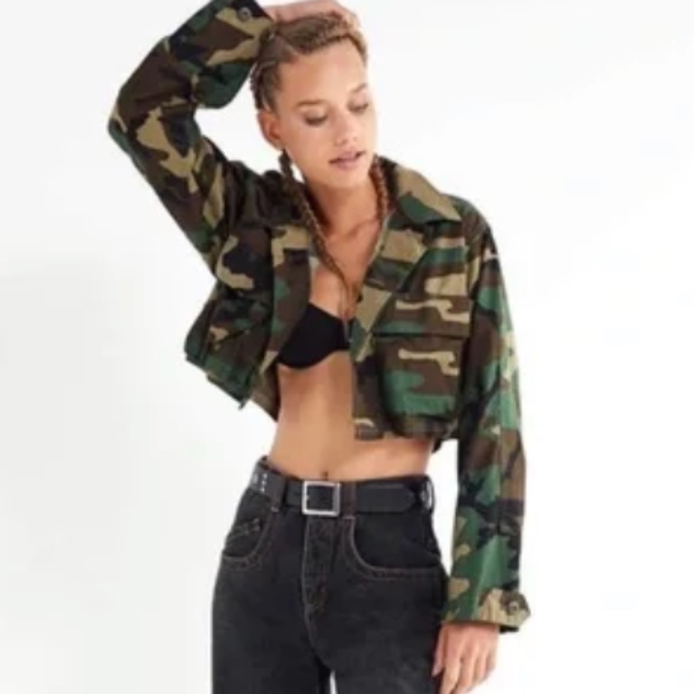 Urban renewal vintage camo cropped jacket